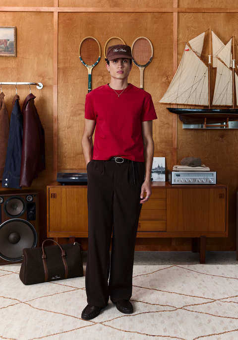 Le pantalon à jambes larges