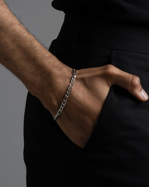 Rhône men's bracelet by Five Jwlry, crafted from a 5mm figaro chain in silver-colored, water-resistant 316L stainless steel. Available in sizes 20cm and 22cm, and hypoallergenic.